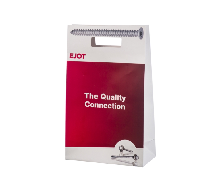 Trükiga A4 suurusega paberkotid