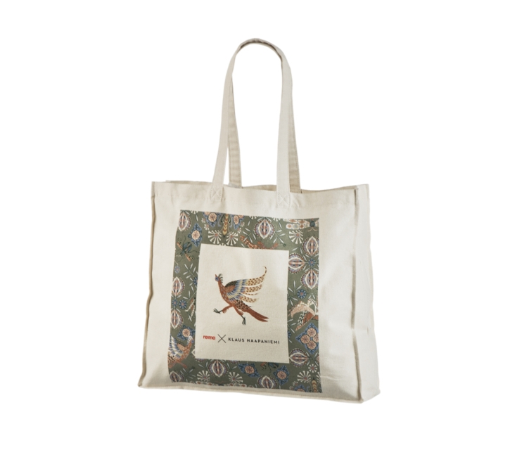 Küljevoldiga, loodusvalge riidest kott.