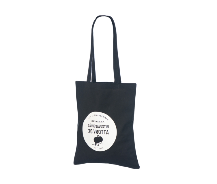 Musta värvi riidest kottenda logoga